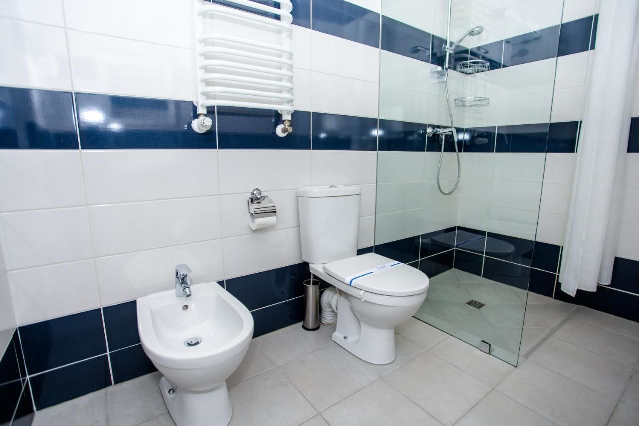 Отель Gold Georg Palace Hotel Черновцы
