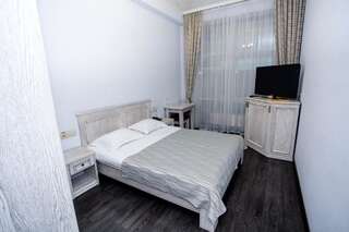Отель Gold Georg Palace Hotel Черновцы Стандартный двухместный номер с 1 кроватью-8