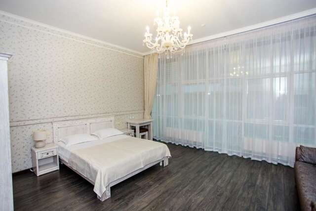 Отель Gold Georg Palace Hotel Черновцы-4